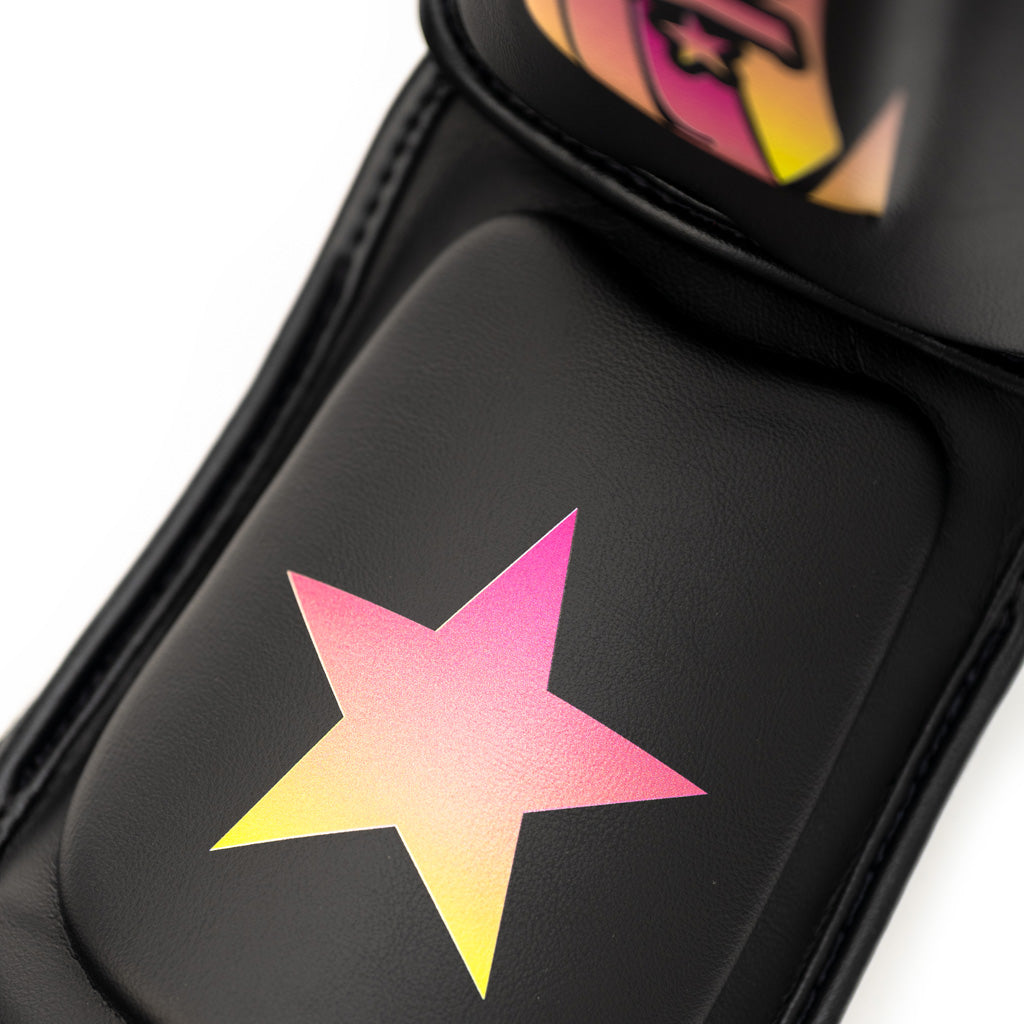 The Flame -Säärisuojat