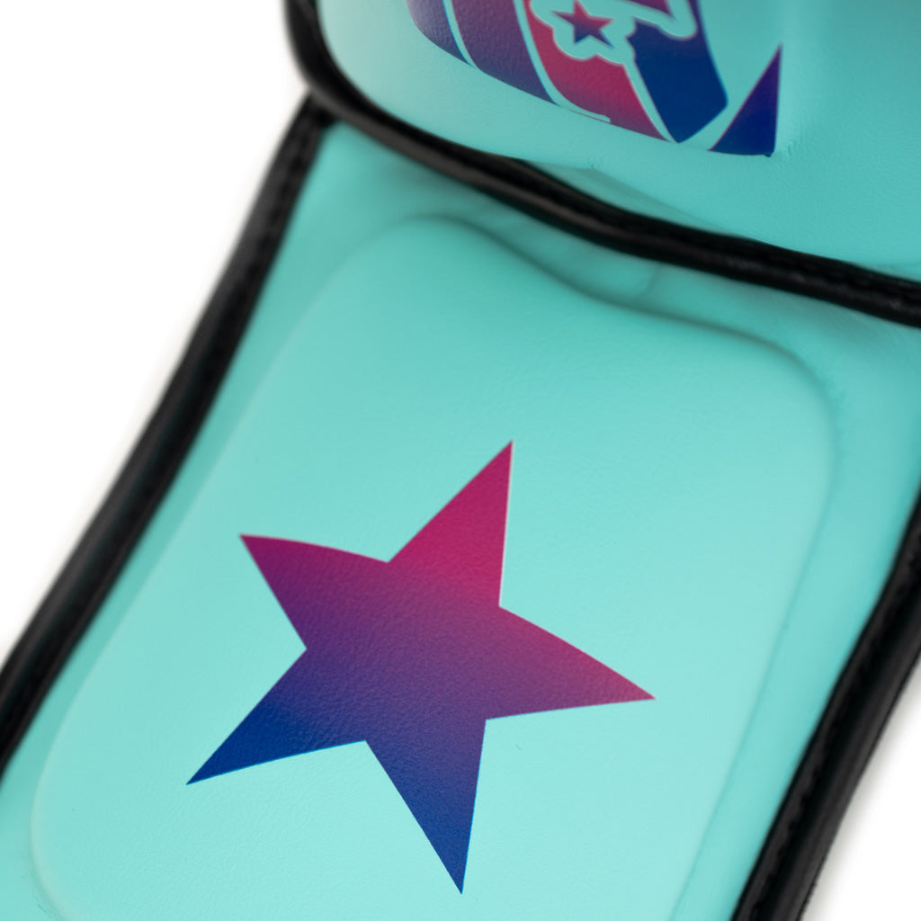 The Flame -Säärisuojat