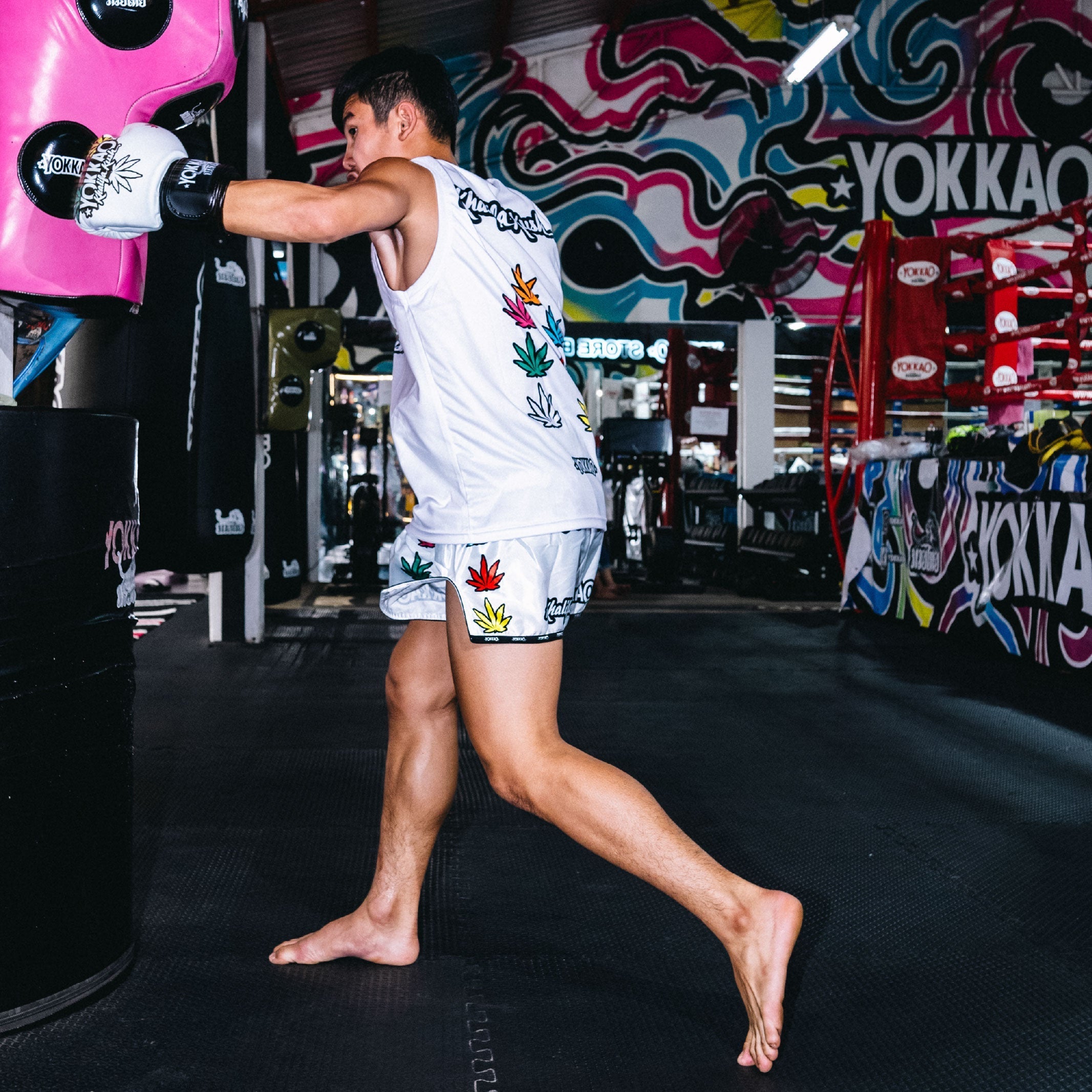 Khalifa Kush Hihaton treenipaita