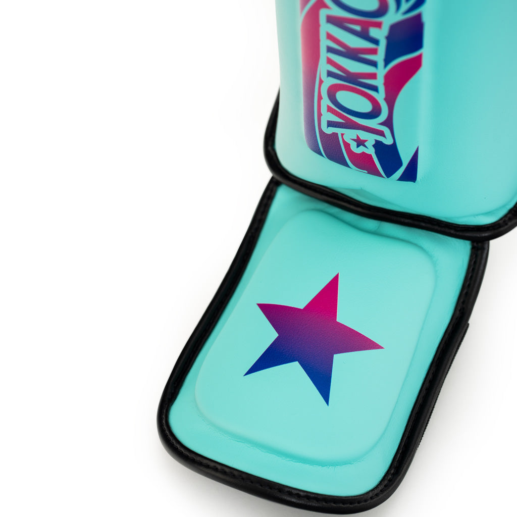 The Flame -Säärisuojat