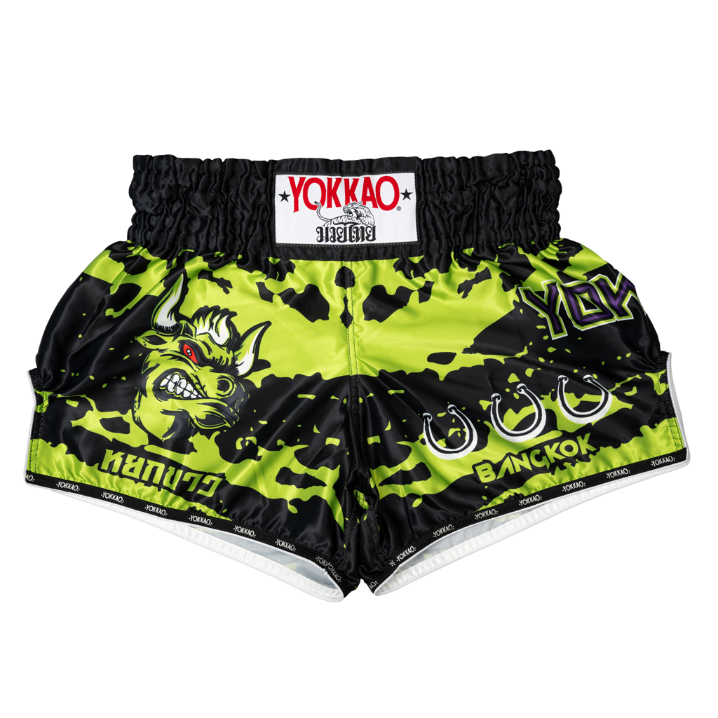 Angry Bull Muay Thai -shortsit